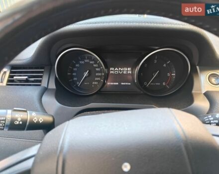 Білий Ленд Ровер Рендж Ровер, об'ємом двигуна 2.18 л та пробігом 264 тис. км за 15500 $, фото 9 на Automoto.ua