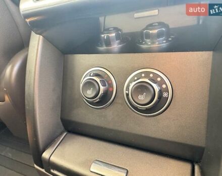 Белый Ленд Ровер Рендж Ровер, объемом двигателя 4.37 л и пробегом 177 тыс. км за 22500 $, фото 15 на Automoto.ua