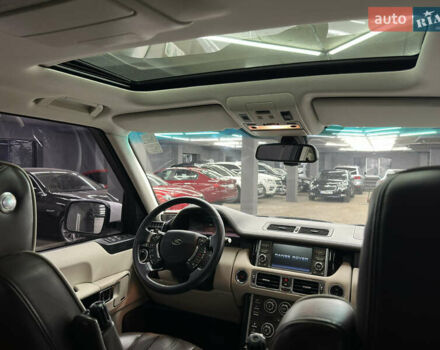 Білий Ленд Ровер Рендж Ровер, об'ємом двигуна 4.37 л та пробігом 126 тис. км за 29000 $, фото 36 на Automoto.ua