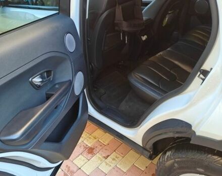 Білий Ленд Ровер Рендж Ровер, об'ємом двигуна 2.18 л та пробігом 264 тис. км за 15500 $, фото 6 на Automoto.ua