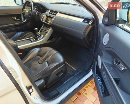 Білий Ленд Ровер Рендж Ровер, об'ємом двигуна 2.18 л та пробігом 264 тис. км за 15500 $, фото 7 на Automoto.ua