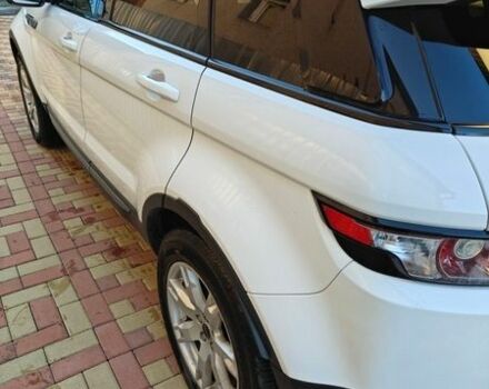 Білий Ленд Ровер Рендж Ровер, об'ємом двигуна 2.18 л та пробігом 264 тис. км за 15500 $, фото 5 на Automoto.ua