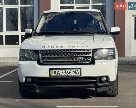 Белый Ленд Ровер Рендж Ровер, объемом двигателя 4.37 л и пробегом 177 тыс. км за 22500 $, фото 1 на Automoto.ua