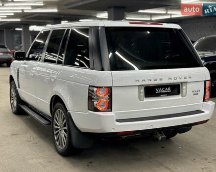 Білий Ленд Ровер Рендж Ровер, об'ємом двигуна 4.37 л та пробігом 126 тис. км за 29000 $, фото 4 на Automoto.ua