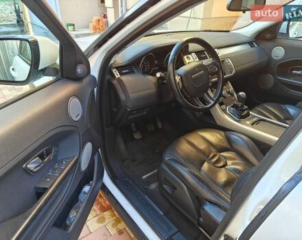 Білий Ленд Ровер Рендж Ровер, об'ємом двигуна 2.18 л та пробігом 264 тис. км за 15500 $, фото 8 на Automoto.ua