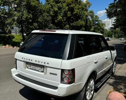 Білий Ленд Ровер Рендж Ровер, об'ємом двигуна 4.37 л та пробігом 350 тис. км за 17500 $, фото 16 на Automoto.ua