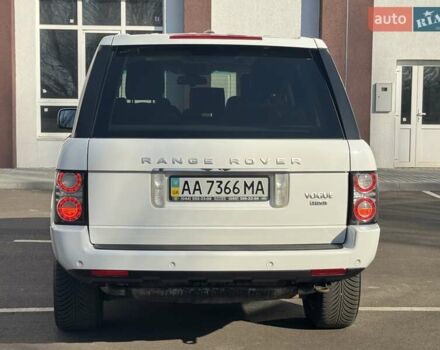 Белый Ленд Ровер Рендж Ровер, объемом двигателя 4.37 л и пробегом 177 тыс. км за 22500 $, фото 5 на Automoto.ua