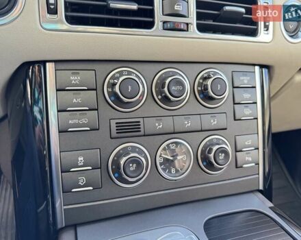 Белый Ленд Ровер Рендж Ровер, объемом двигателя 4.37 л и пробегом 177 тыс. км за 22500 $, фото 19 на Automoto.ua