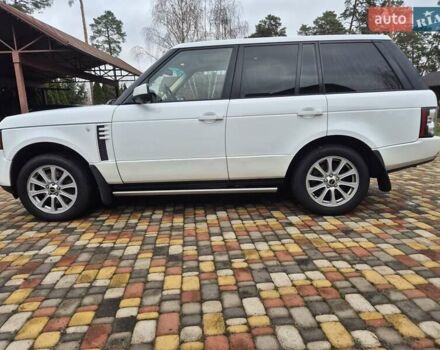 Белый Ленд Ровер Рендж Ровер, объемом двигателя 4.37 л и пробегом 209 тыс. км за 24910 $, фото 1 на Automoto.ua