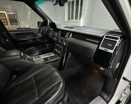 Белый Ленд Ровер Рендж Ровер, объемом двигателя 4.37 л и пробегом 231 тыс. км за 21000 $, фото 10 на Automoto.ua