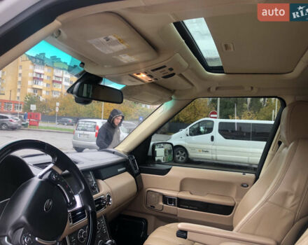 Білий Ленд Ровер Рендж Ровер, об'ємом двигуна 5 л та пробігом 130 тис. км за 23900 $, фото 19 на Automoto.ua