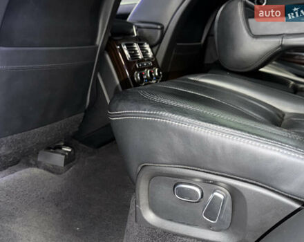 Белый Ленд Ровер Рендж Ровер, объемом двигателя 4.37 л и пробегом 240 тыс. км за 31000 $, фото 55 на Automoto.ua