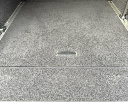 Білий Ленд Ровер Рендж Ровер, об'ємом двигуна 4.4 л та пробігом 130 тис. км за 38500 $, фото 43 на Automoto.ua