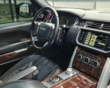 Белый Ленд Ровер Рендж Ровер, объемом двигателя 5 л и пробегом 198 тыс. км за 28500 $, фото 61 на Automoto.ua