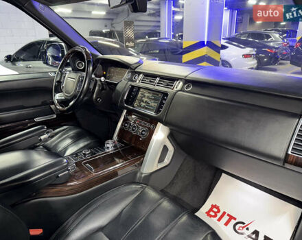 Белый Ленд Ровер Рендж Ровер, объемом двигателя 4.37 л и пробегом 240 тыс. км за 31000 $, фото 38 на Automoto.ua