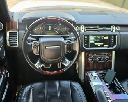 Белый Ленд Ровер Рендж Ровер, объемом двигателя 5 л и пробегом 198 тыс. км за 28500 $, фото 41 на Automoto.ua