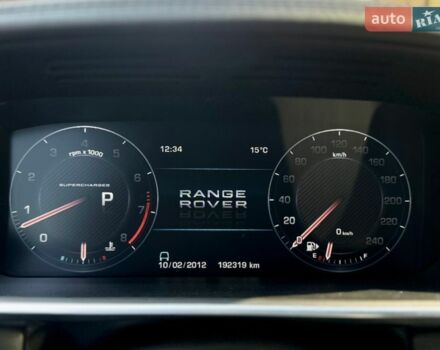 Білий Ленд Ровер Рендж Ровер, об'ємом двигуна 5 л та пробігом 190 тис. км за 29000 $, фото 9 на Automoto.ua