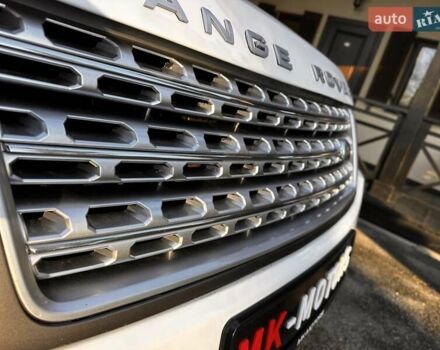 Белый Ленд Ровер Рендж Ровер, объемом двигателя 4.37 л и пробегом 267 тыс. км за 33900 $, фото 7 на Automoto.ua