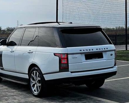 Белый Ленд Ровер Рендж Ровер, объемом двигателя 5 л и пробегом 198 тыс. км за 28500 $, фото 19 на Automoto.ua