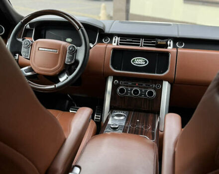 Білий Ленд Ровер Рендж Ровер, об'ємом двигуна 4.4 л та пробігом 130 тис. км за 38500 $, фото 28 на Automoto.ua