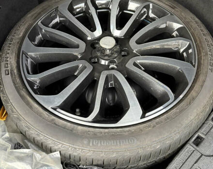 Білий Ленд Ровер Рендж Ровер, об'ємом двигуна 4.4 л та пробігом 130 тис. км за 38500 $, фото 44 на Automoto.ua