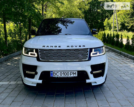 Білий Ленд Ровер Рендж Ровер, об'ємом двигуна 4.4 л та пробігом 180 тис. км за 50000 $, фото 9 на Automoto.ua