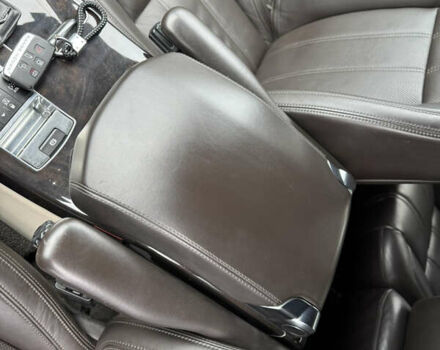 Белый Ленд Ровер Рендж Ровер, объемом двигателя 2.99 л и пробегом 148 тыс. км за 34000 $, фото 52 на Automoto.ua