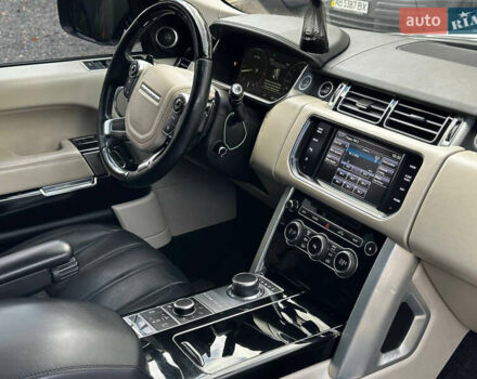 Белый Ленд Ровер Рендж Ровер, объемом двигателя 4.37 л и пробегом 180 тыс. км за 32000 $, фото 18 на Automoto.ua