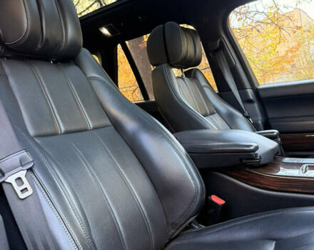 Білий Ленд Ровер Рендж Ровер, об'ємом двигуна 3 л та пробігом 212 тис. км за 28000 $, фото 14 на Automoto.ua