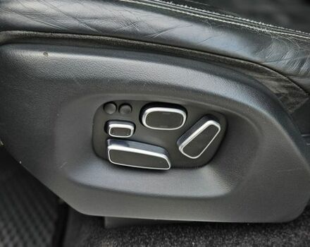 Белый Ленд Ровер Рендж Ровер, объемом двигателя 5 л и пробегом 198 тыс. км за 28500 $, фото 48 на Automoto.ua