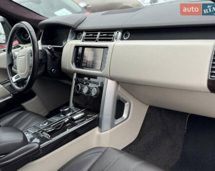 Белый Ленд Ровер Рендж Ровер, объемом двигателя 2.99 л и пробегом 148 тыс. км за 34000 $, фото 34 на Automoto.ua