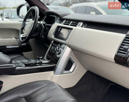 Белый Ленд Ровер Рендж Ровер, объемом двигателя 2.99 л и пробегом 148 тыс. км за 34000 $, фото 33 на Automoto.ua