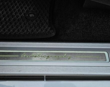 Белый Ленд Ровер Рендж Ровер, объемом двигателя 5 л и пробегом 198 тыс. км за 28500 $, фото 47 на Automoto.ua