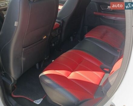 Білий Ленд Ровер Рендж Ровер, об'ємом двигуна 2.99 л та пробігом 180 тис. км за 25000 $, фото 17 на Automoto.ua