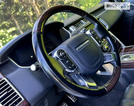 Білий Ленд Ровер Рендж Ровер, об'ємом двигуна 4.4 л та пробігом 180 тис. км за 50000 $, фото 33 на Automoto.ua