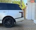 Білий Ленд Ровер Рендж Ровер, об'ємом двигуна 5 л та пробігом 254 тис. км за 31000 $, фото 31 на Automoto.ua