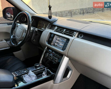 Белый Ленд Ровер Рендж Ровер, объемом двигателя 4.4 л и пробегом 182 тыс. км за 35999 $, фото 19 на Automoto.ua