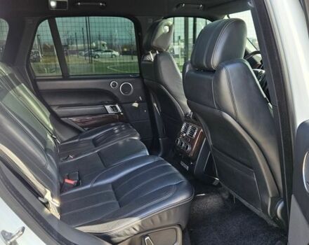 Белый Ленд Ровер Рендж Ровер, объемом двигателя 5 л и пробегом 198 тыс. км за 28500 $, фото 87 на Automoto.ua