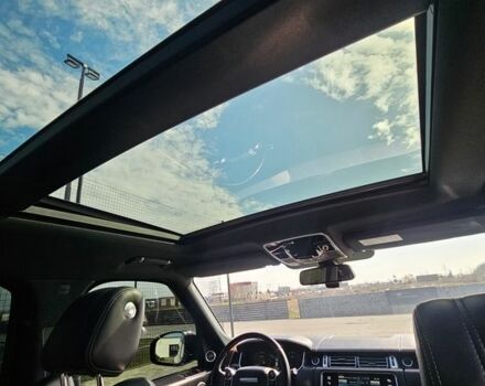 Белый Ленд Ровер Рендж Ровер, объемом двигателя 5 л и пробегом 198 тыс. км за 28500 $, фото 90 на Automoto.ua