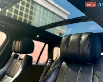 Білий Ленд Ровер Рендж Ровер, об'ємом двигуна 5 л та пробігом 190 тис. км за 29000 $, фото 5 на Automoto.ua