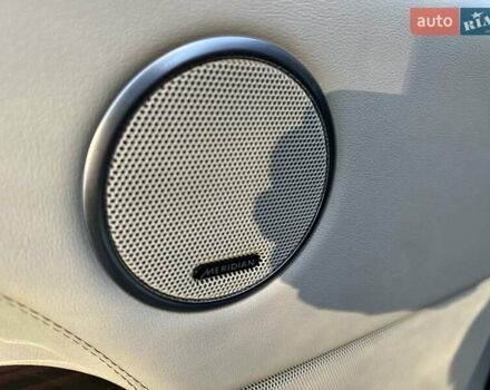 Белый Ленд Ровер Рендж Ровер, объемом двигателя 4.37 л и пробегом 267 тыс. км за 33900 $, фото 49 на Automoto.ua