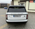 Білий Ленд Ровер Рендж Ровер, об'ємом двигуна 4.4 л та пробігом 130 тис. км за 38500 $, фото 15 на Automoto.ua