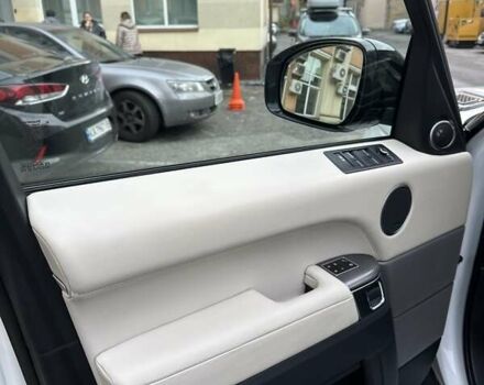 Белый Ленд Ровер Рендж Ровер, объемом двигателя 5 л и пробегом 121 тыс. км за 34500 $, фото 27 на Automoto.ua