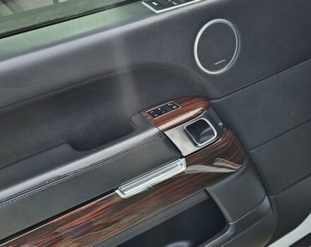 Белый Ленд Ровер Рендж Ровер, объемом двигателя 5 л и пробегом 198 тыс. км за 28500 $, фото 46 на Automoto.ua