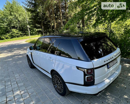 Білий Ленд Ровер Рендж Ровер, об'ємом двигуна 4.4 л та пробігом 180 тис. км за 50000 $, фото 37 на Automoto.ua