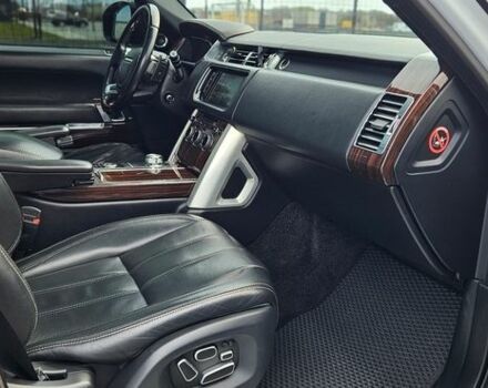 Белый Ленд Ровер Рендж Ровер, объемом двигателя 5 л и пробегом 198 тыс. км за 28500 $, фото 58 на Automoto.ua