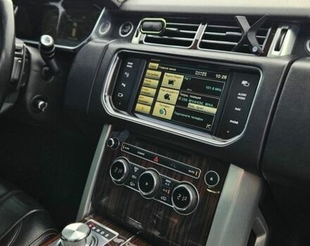 Белый Ленд Ровер Рендж Ровер, объемом двигателя 5 л и пробегом 198 тыс. км за 28500 $, фото 63 на Automoto.ua