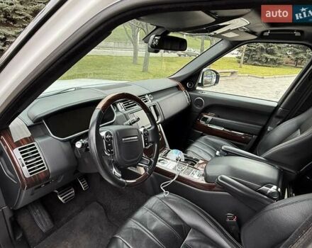 Ленд Ровер Рендж Ровер 2013 в Днепре (Днепропетровске) на Automoto.ua Белый Ленд Ровер Рендж Ровер, объемом двигателя 4.4 л и пробегом 128 тыс. км за 40000 $, фото 5 на Automoto.ua