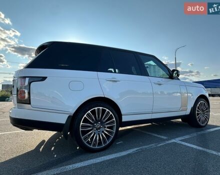 Білий Ленд Ровер Рендж Ровер, об'ємом двигуна 4.4 л та пробігом 263 тис. км за 32000 $, фото 8 на Automoto.ua