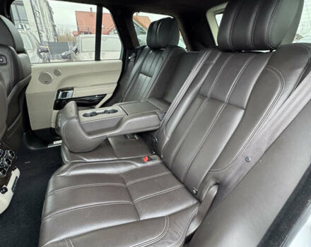 Белый Ленд Ровер Рендж Ровер, объемом двигателя 2.99 л и пробегом 148 тыс. км за 34000 $, фото 25 на Automoto.ua